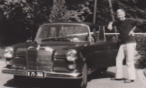 Mercedes-190-Frau-Gasser